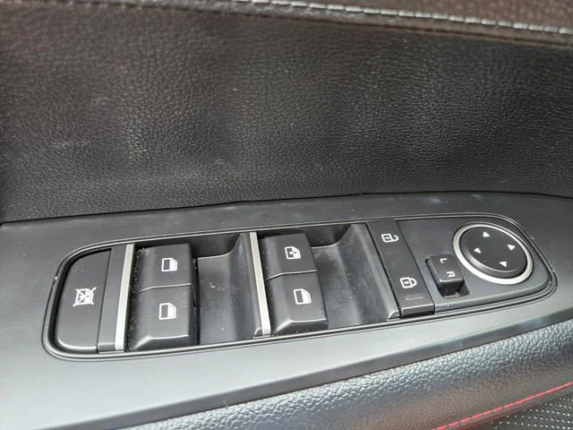 Used 2022 Red Kia GT image 39