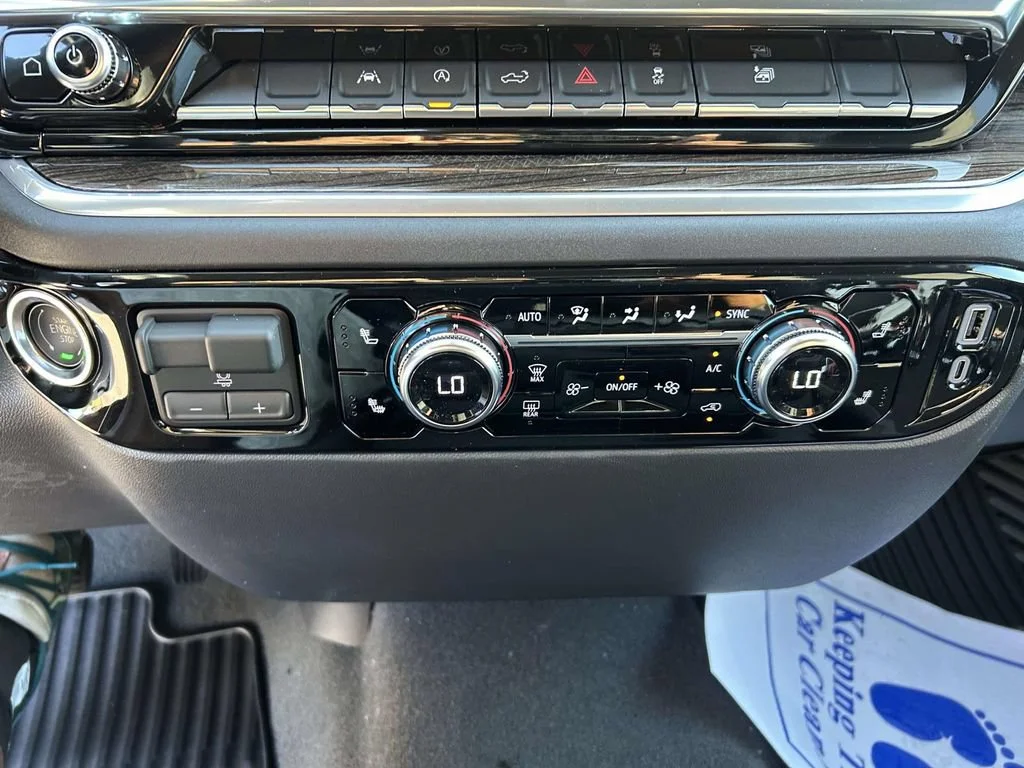 New 2026 Onyx Black GMC Elevation image 21