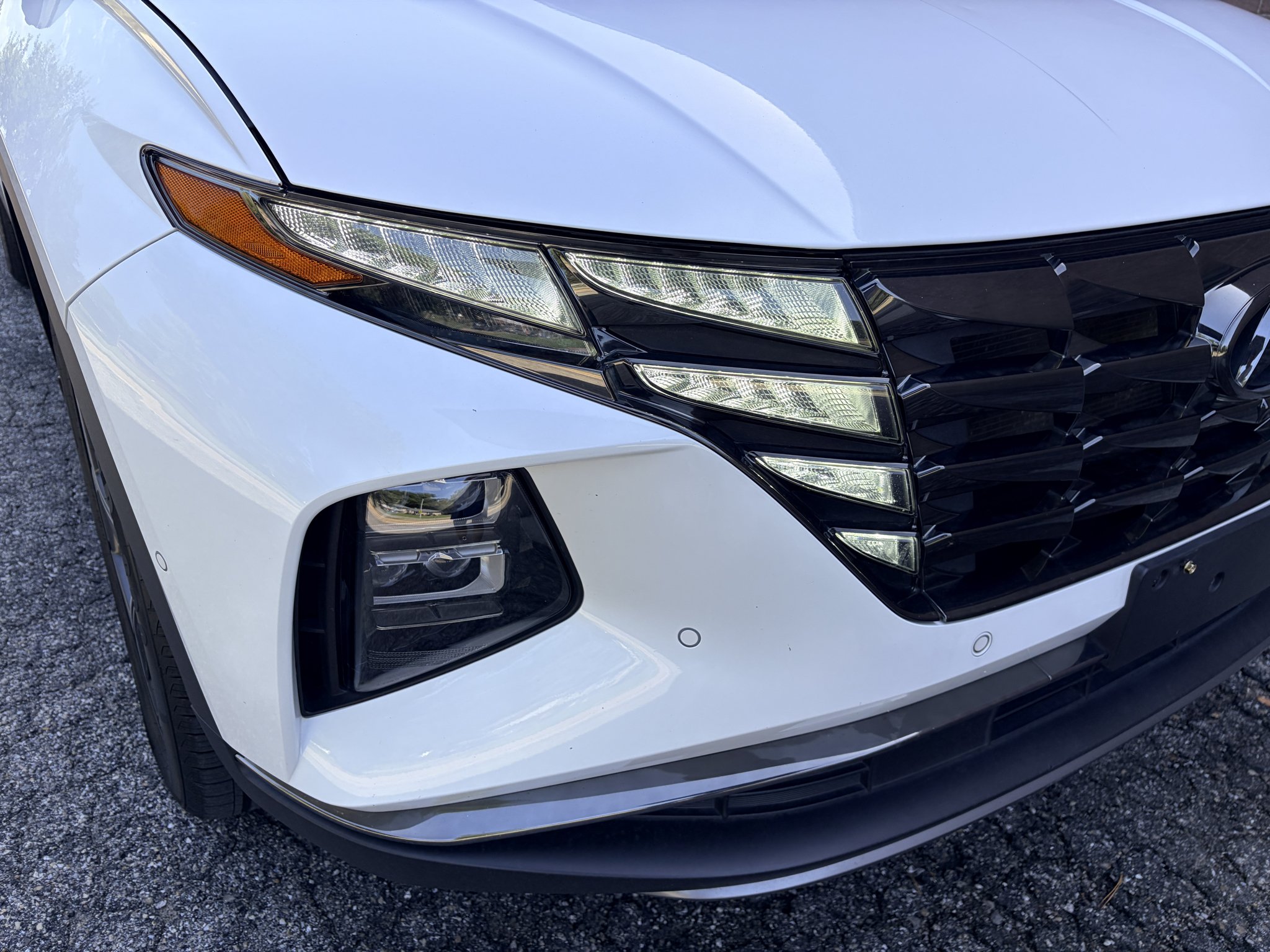 Used 2022 Quartz White Hyundai Limited image 34