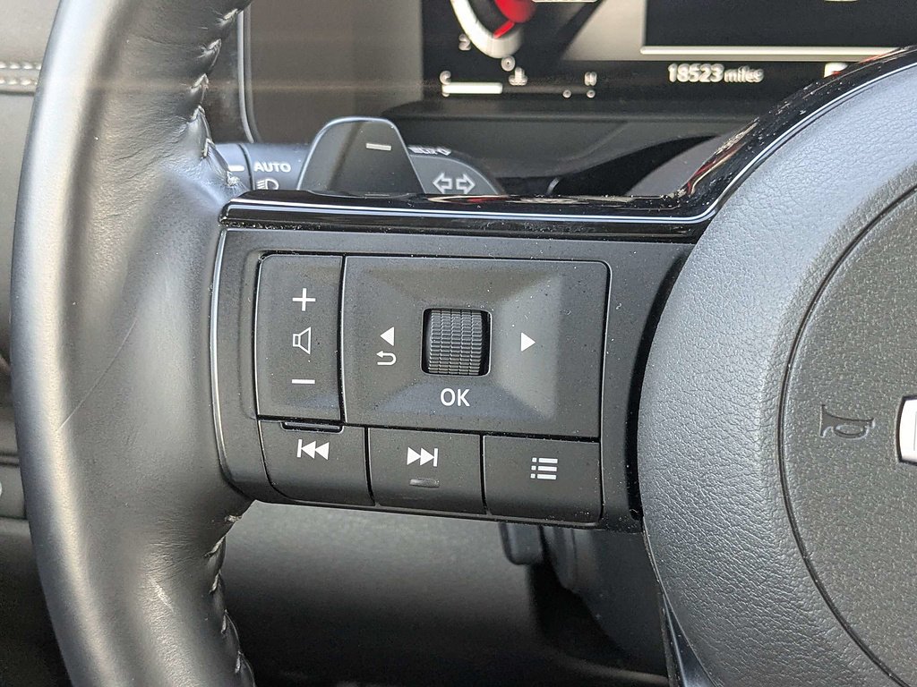 Used 2025 Gun Metallic Nissan Platinum image 28