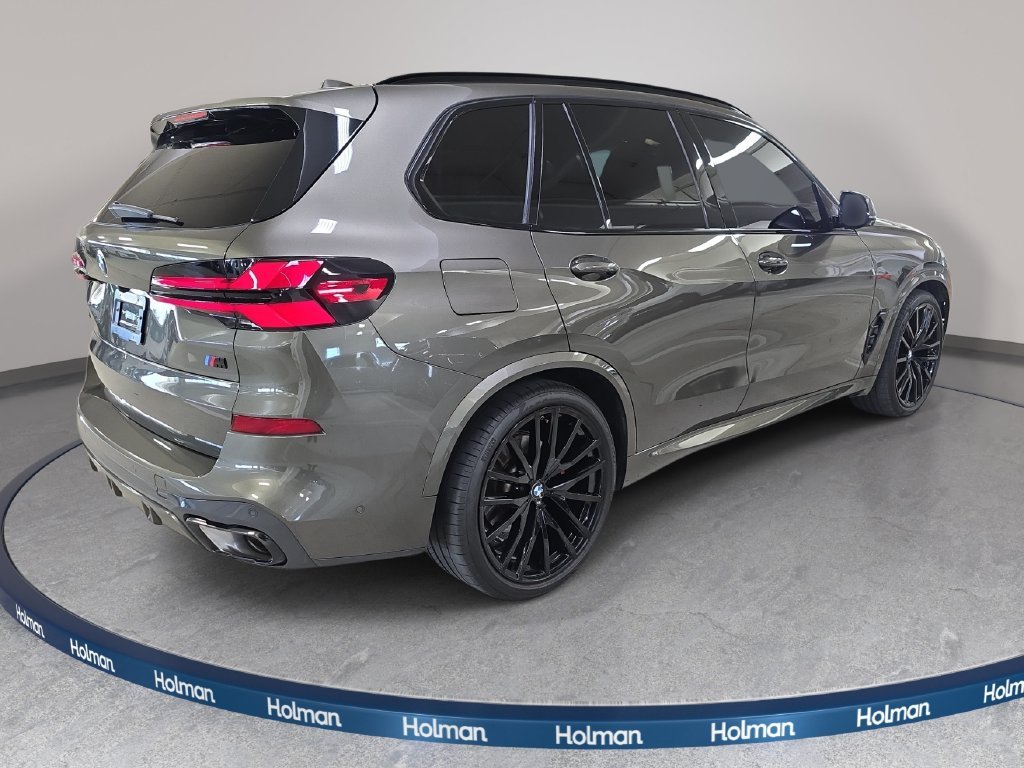 Certified Used 2026 Manhattan Green Metallic BMW sDrive40i image 7