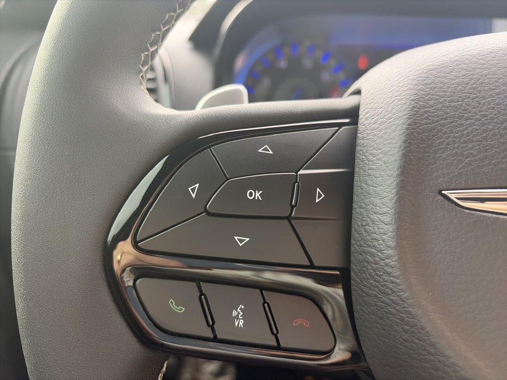 Used 2023 White Chrysler S image 20