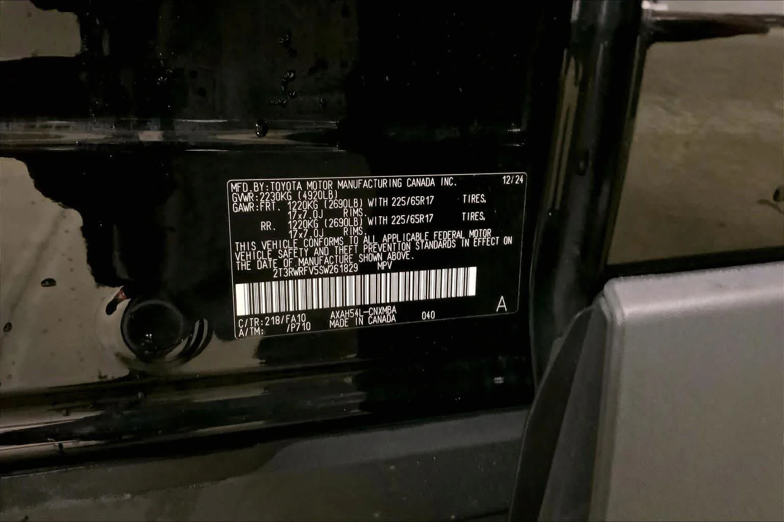 Used 2025 Midnight Black Metallic Toyota Hybrid XLE image 37