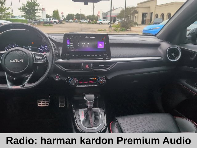 Used 2023 Aurora Black Kia GT image 4