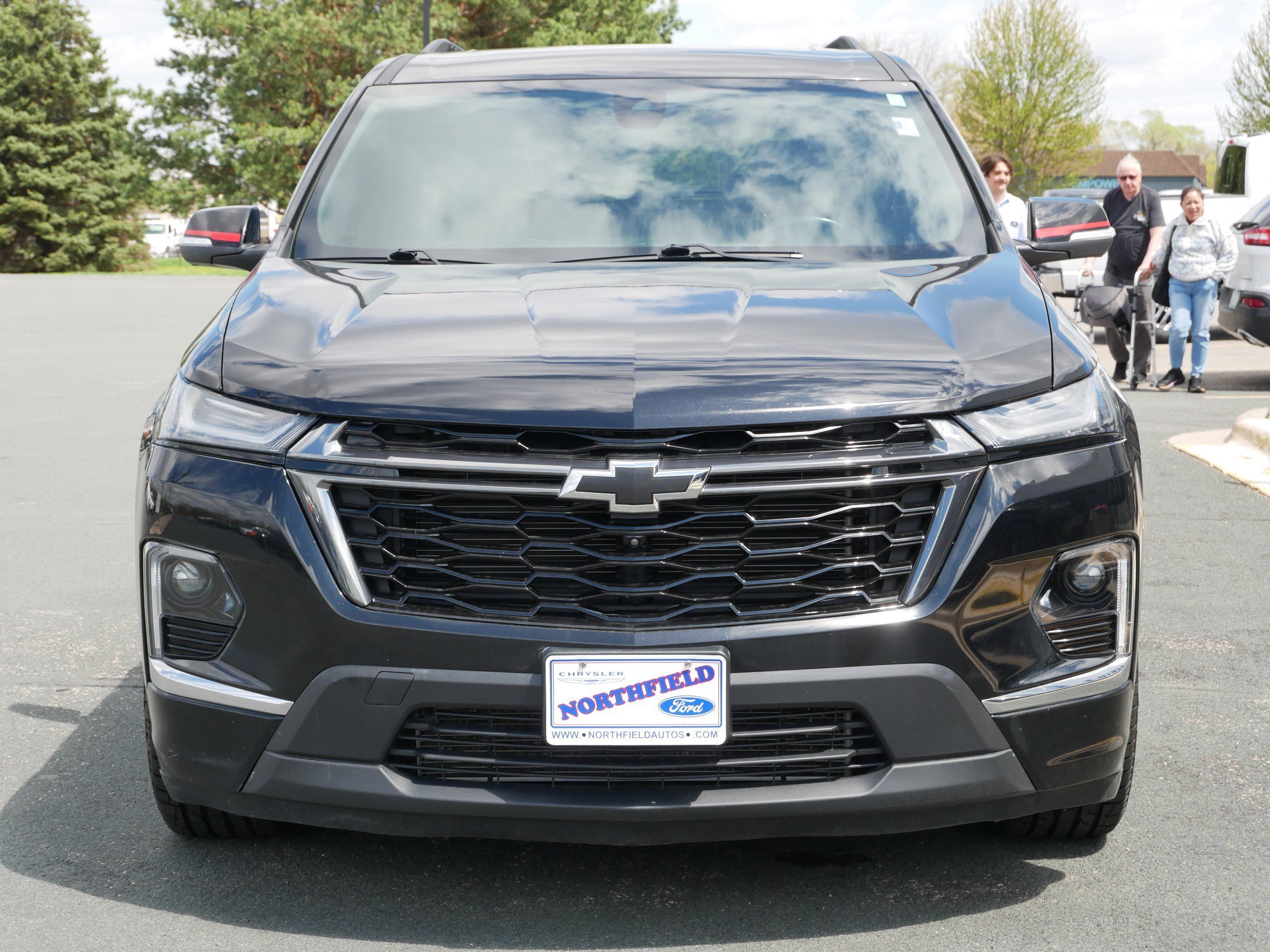View vehicle photo 3