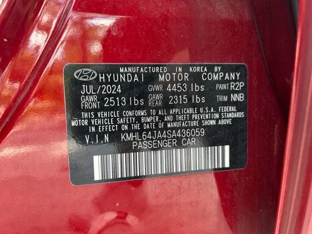 Used 2025 Ultimate red Hyundai SEL image 21