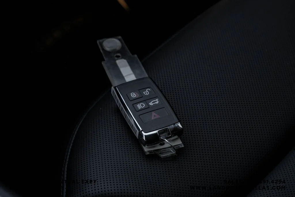 2026 Land Rover Range Rover SE - Photo 56