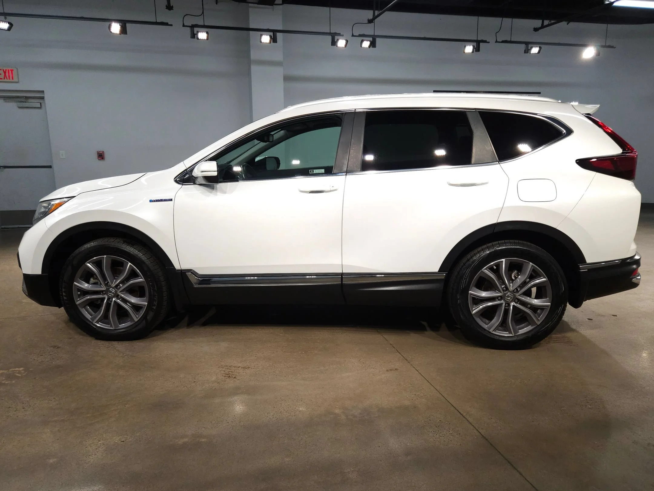 Used 2022 Platinum White Pearl Honda Touring image 4
