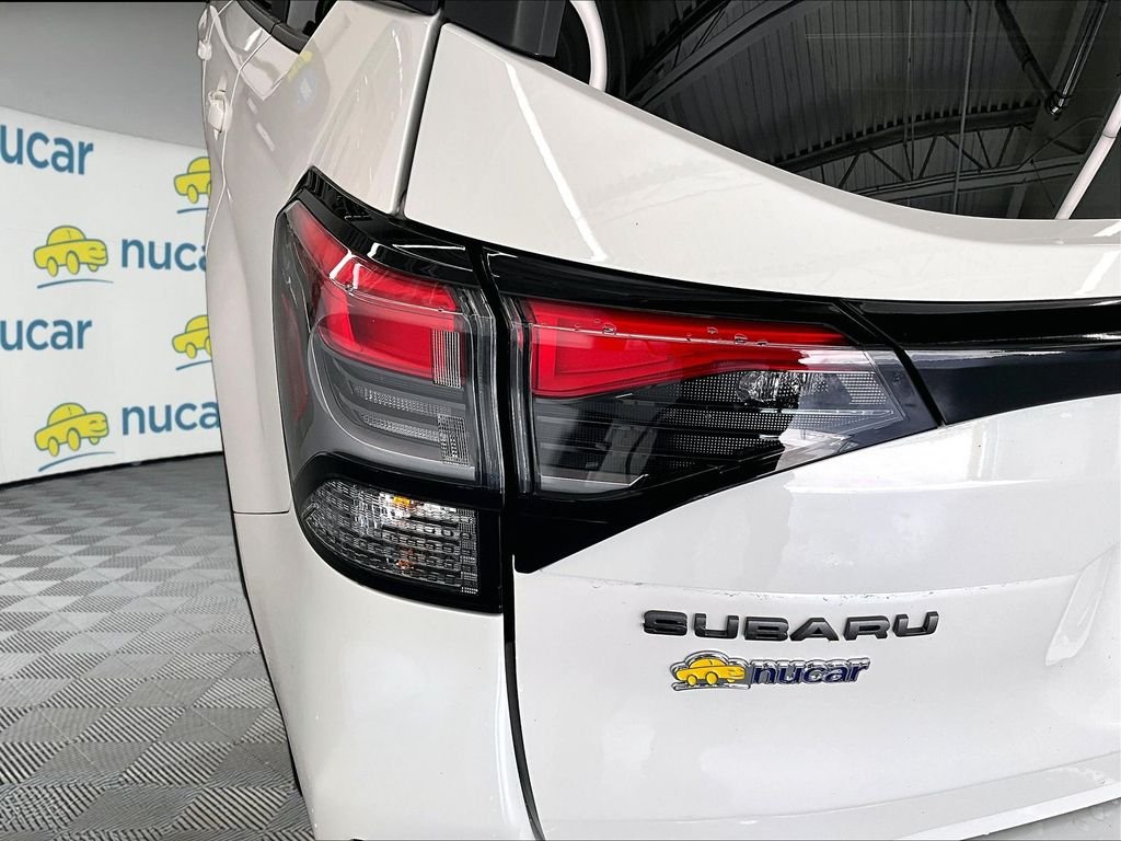 Used 2025 Crystal White Pearl Subaru Premium image 31