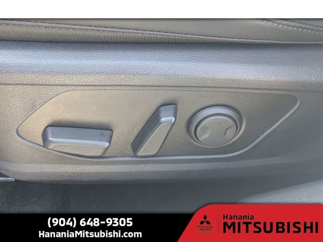 Used 2023 White Kia EX image 20