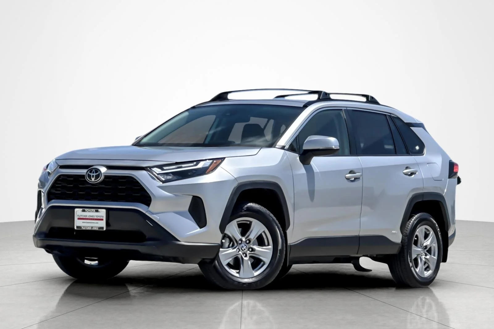 2025 Toyota RAV4 Hybrid LE AWD's photo