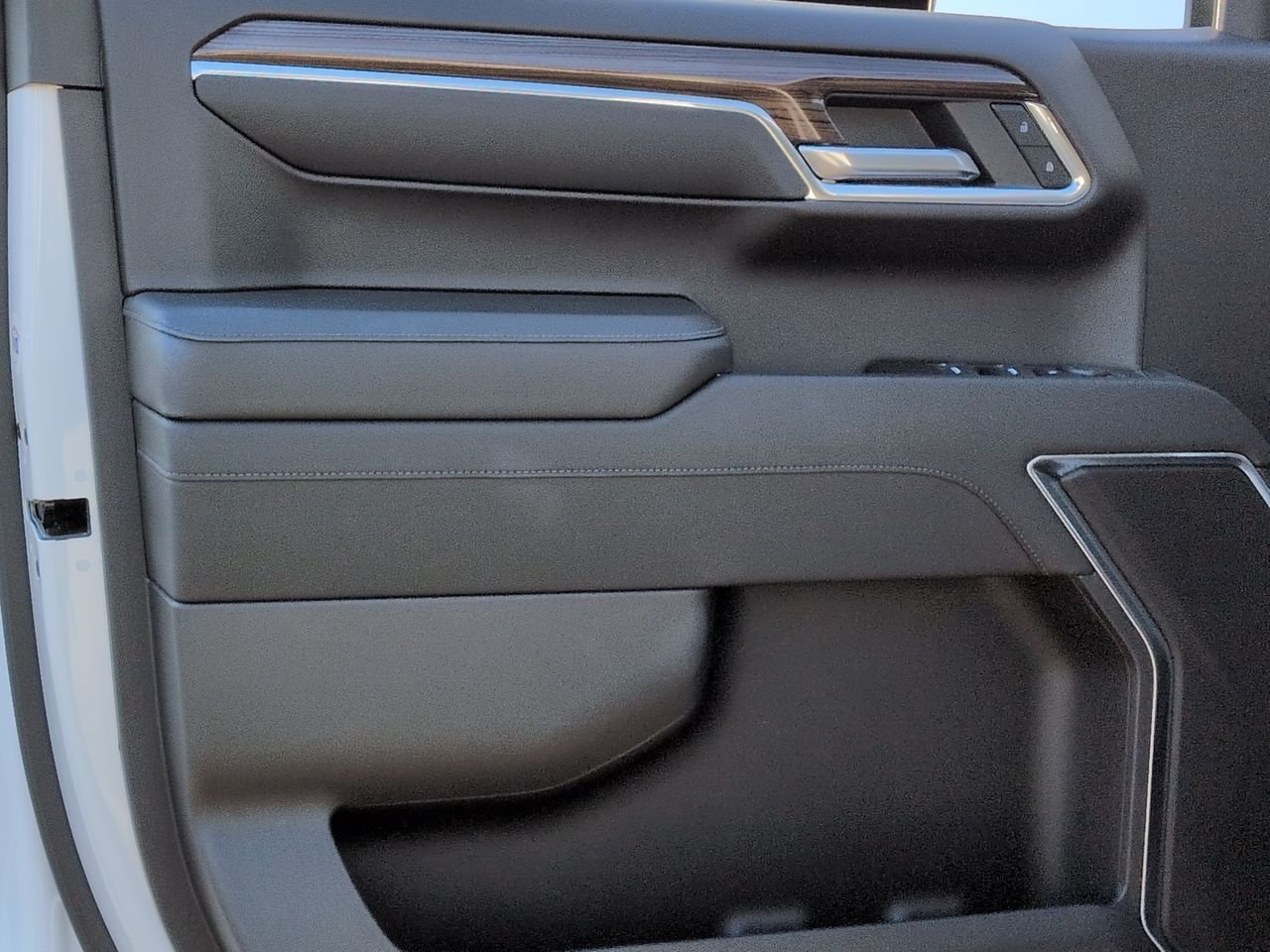 2022 Chevrolet Silverado 1500 RST - Photo 23