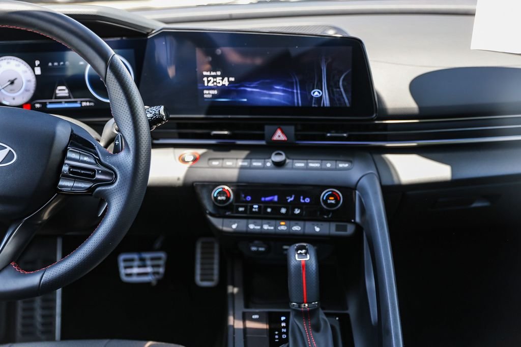 2026 Hyundai Elantra N Line - Photo 13