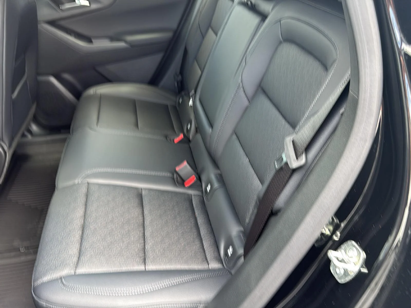 2027 Chevrolet Equinox LT - Photo 22
