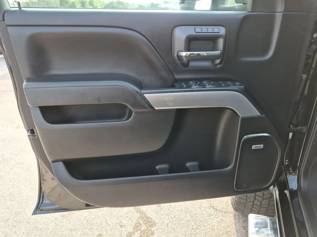 Used 2018 Black Chevrolet LTZ image 19