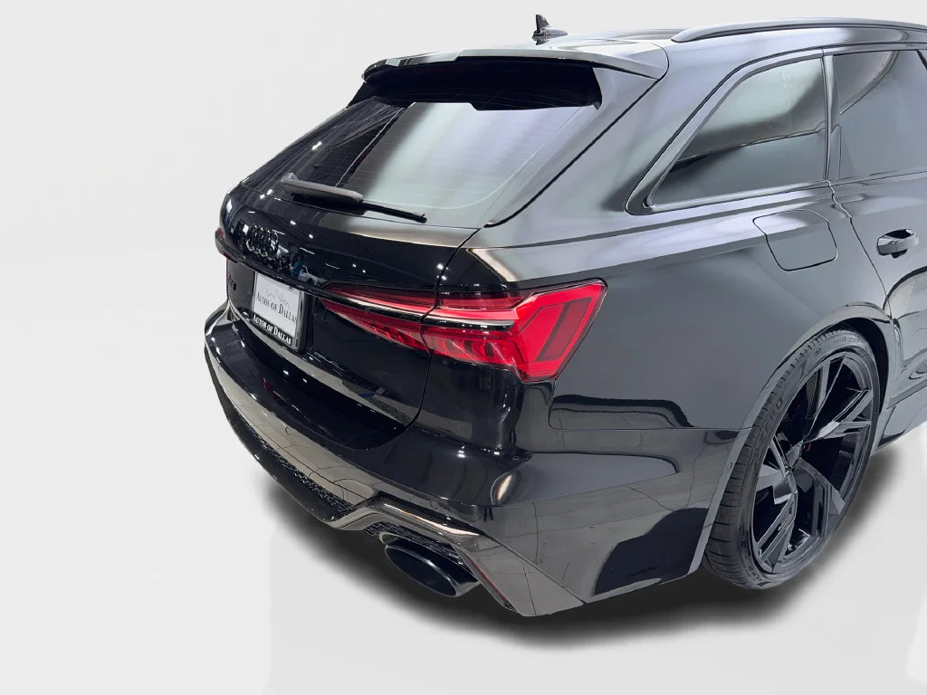 Used 2022  Audi 4.2 image 19
