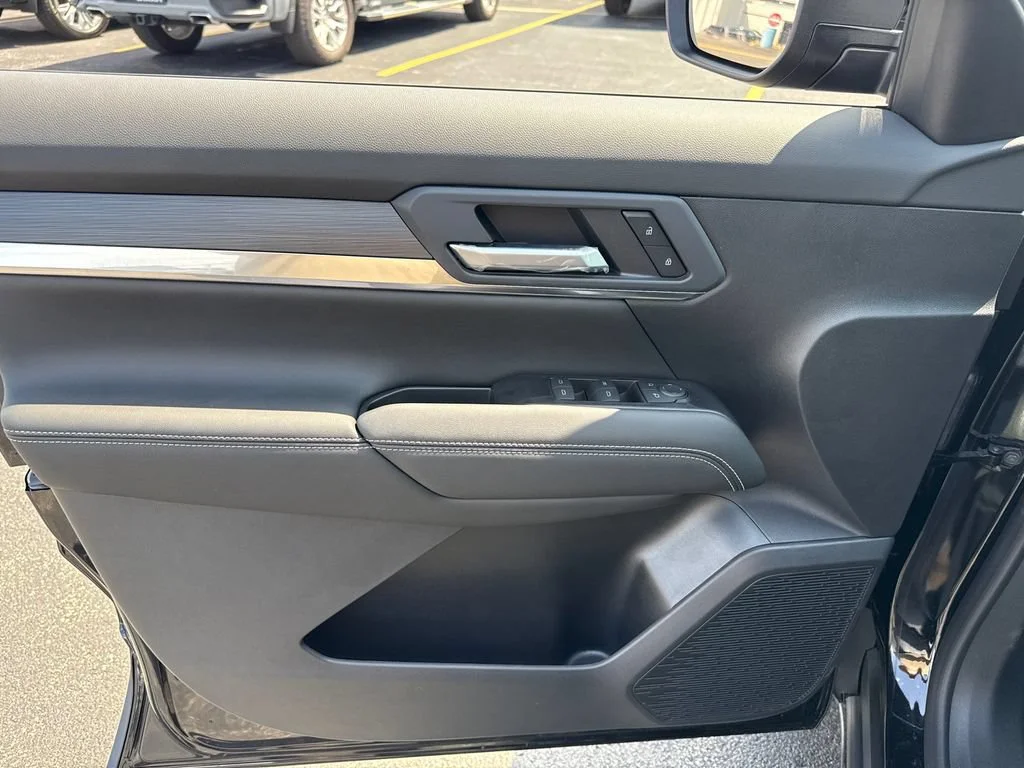 New 2027 Ebony Twilight Metallic GMC Elevation image 14