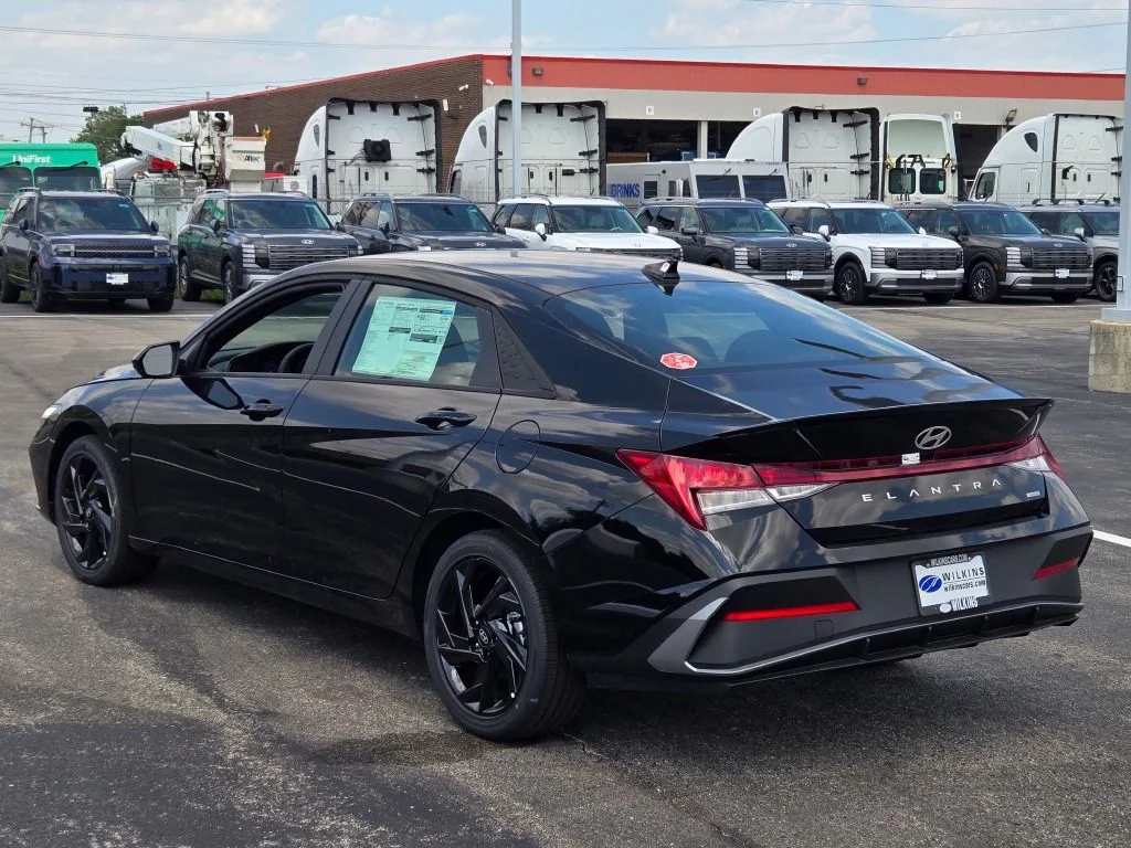 New 2026 Abyss Black Hyundai SEL Sport image 12