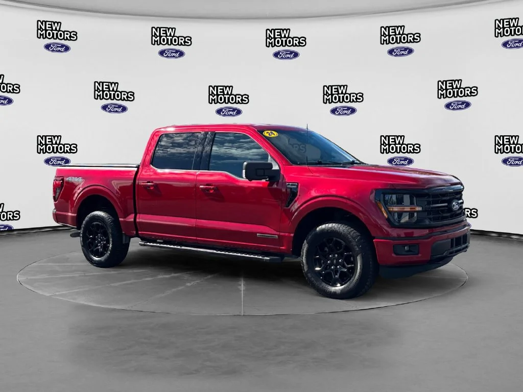 Used 2024 Red Metallic Ford XLT image 8
