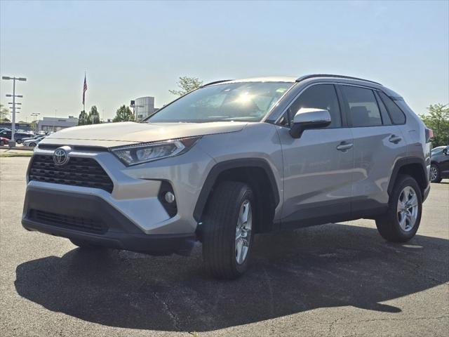 Certified Used 2020 SILVER SKY METALLIC Toyota  image 10