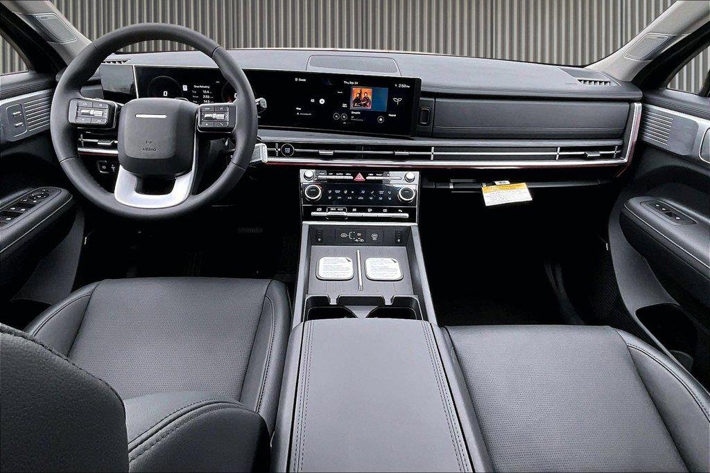 New 2027 Phantom Black Hyundai Limited image 6