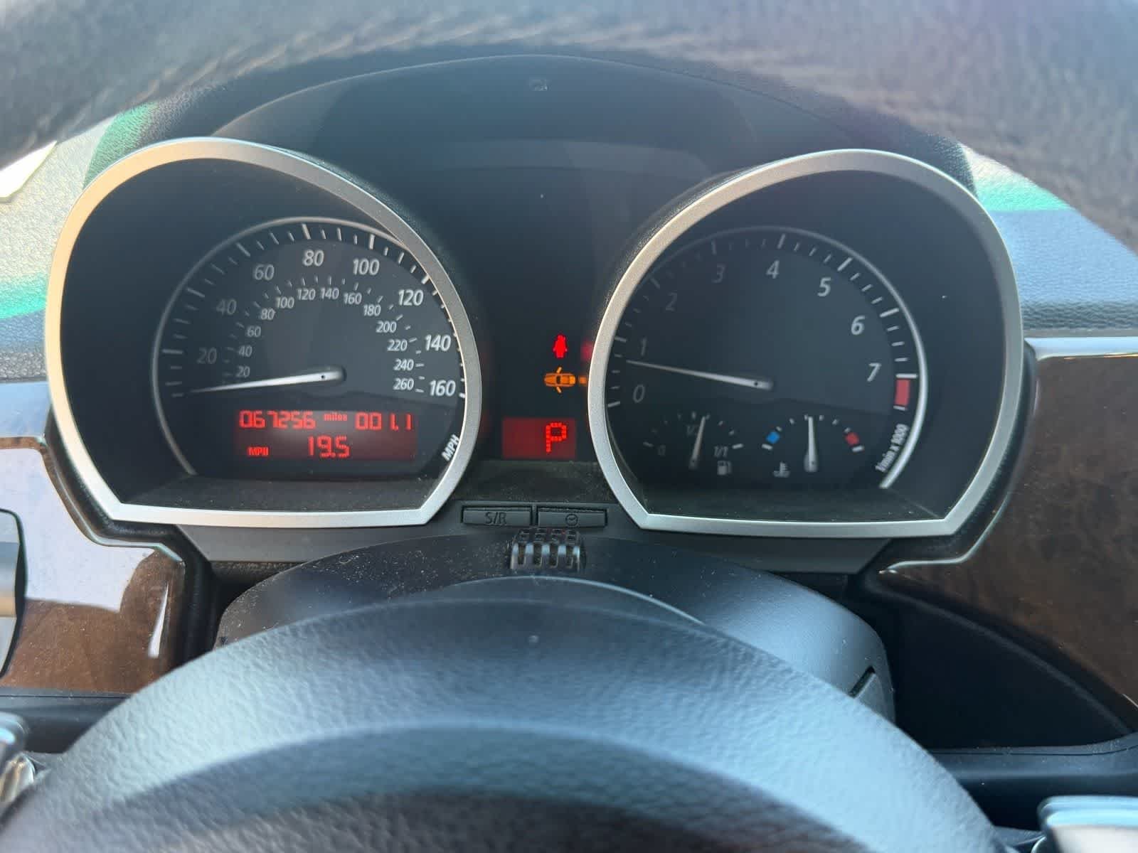 Imagen del BMW 3.0si plateado de 2008 de segunda mano 32