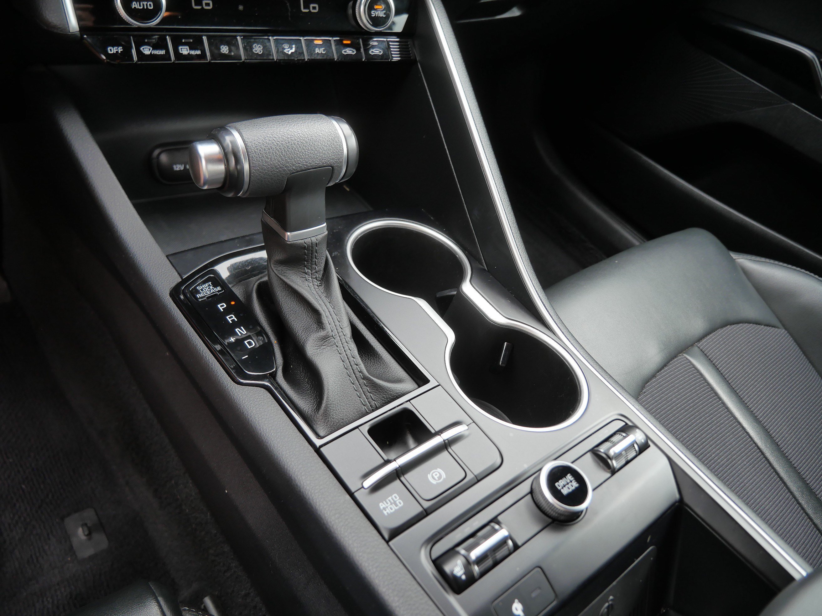 Used 2022 Sapphire Blue Kia GT-Line image 24