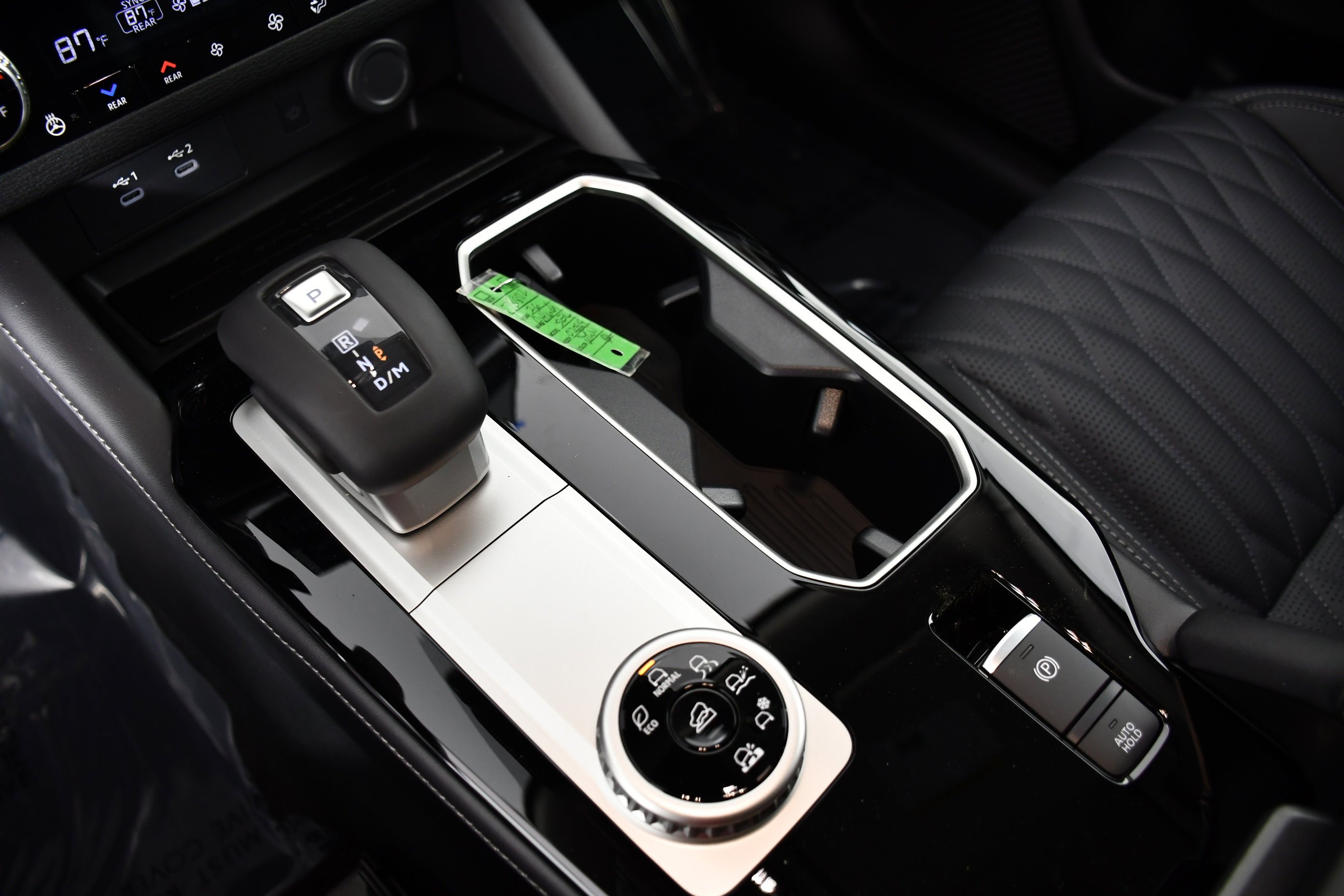 New 2026 White Diamond Mitsubishi SEL image 21