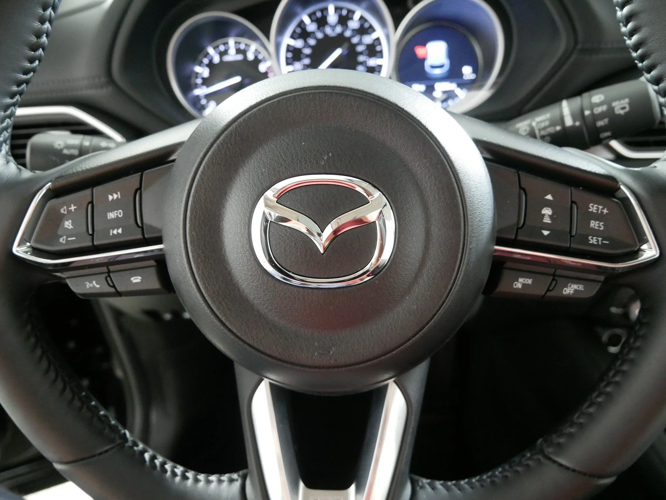Used 2025 Jet Black Mica Mazda 2.5 S Preferred Package image 25