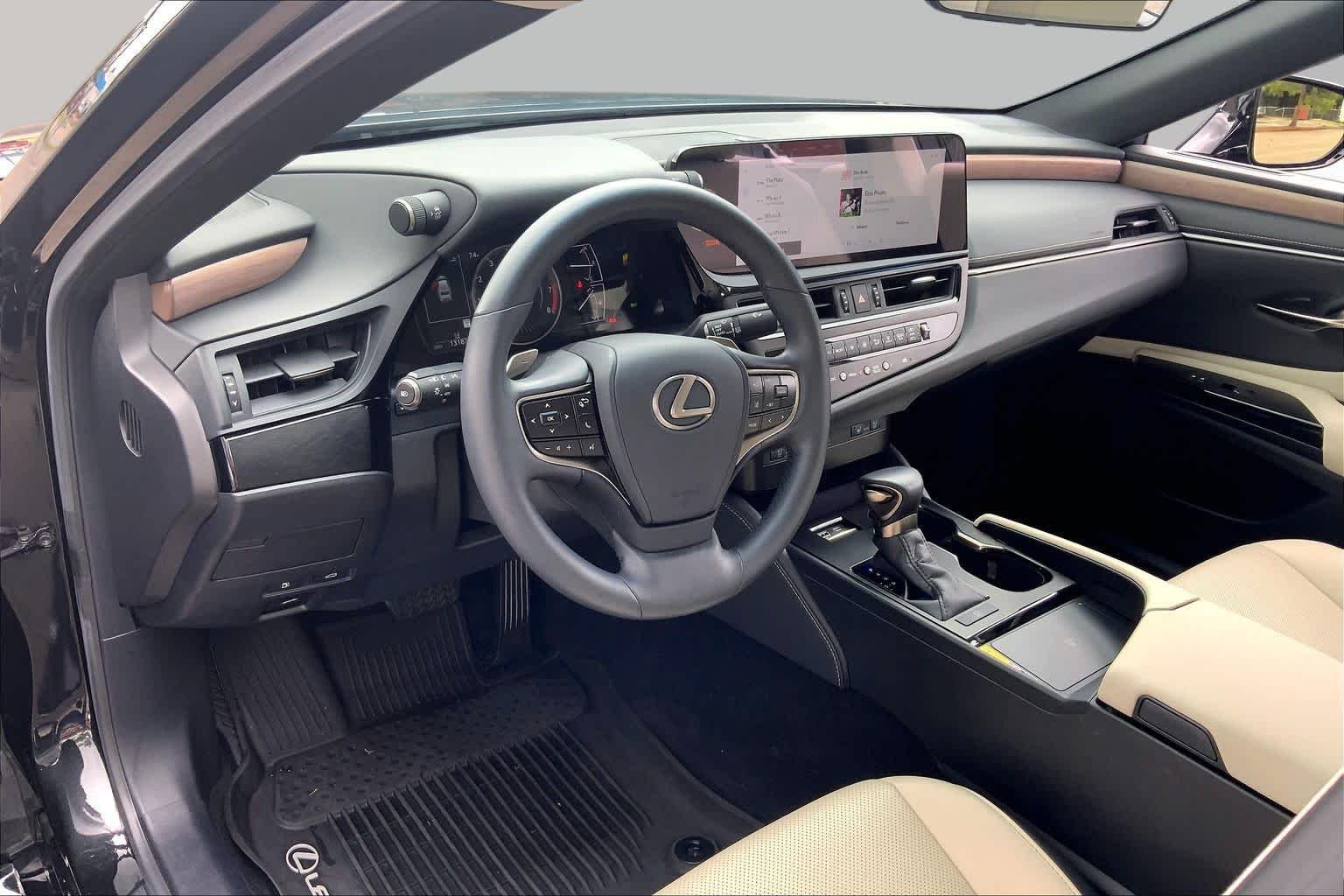 Used 2025 Caviar Lexus  image 18