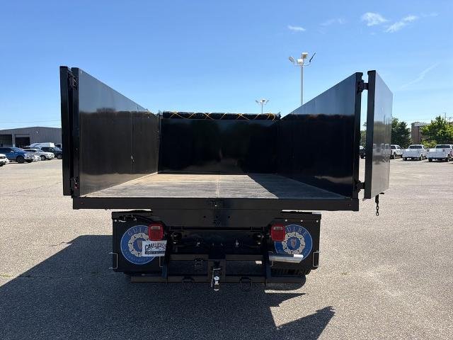 2025 Ford F-600 Super Duty Chassis Cab XL - Photo 38