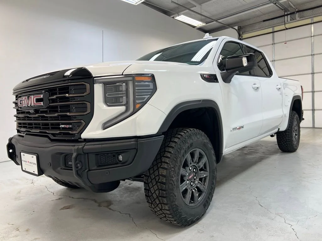 2026 GMC Sierra 1500 AT4X - Photo 11