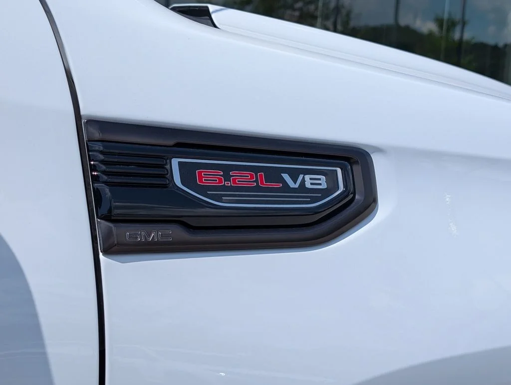 Used 2023 White GMC AT4X image 32