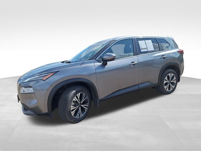 Used 2023 Gray Nissan SV image 4