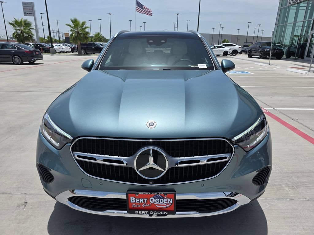 New 2026 Verde Silver Metallic Mercedes-Benz GLC 300 image 30