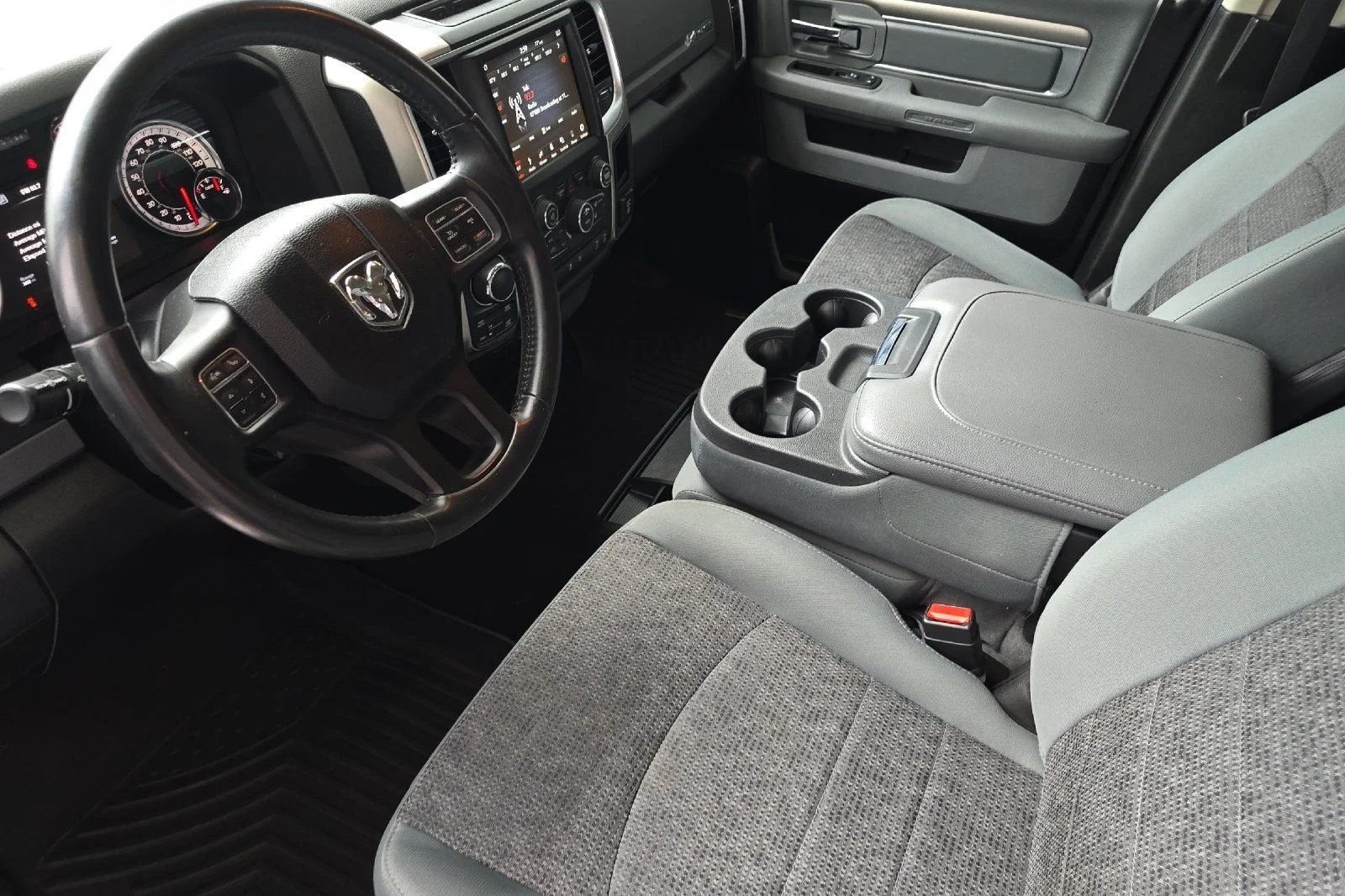 2018 RAM Ram 1500 Pickup Big Horn - Photo 9