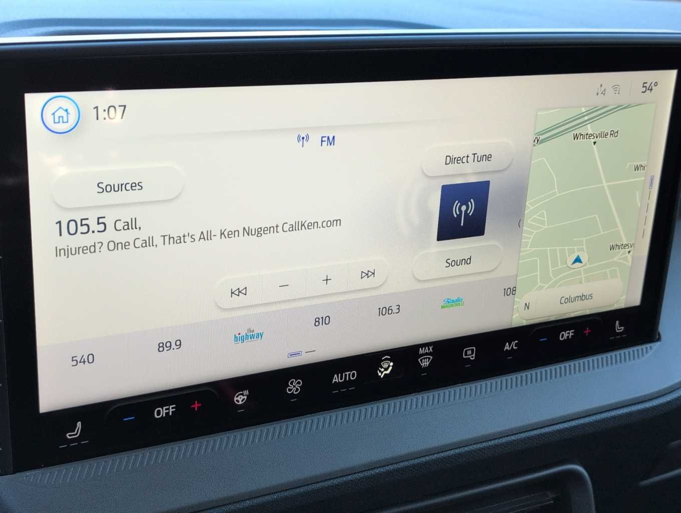 View vehicle photo 7