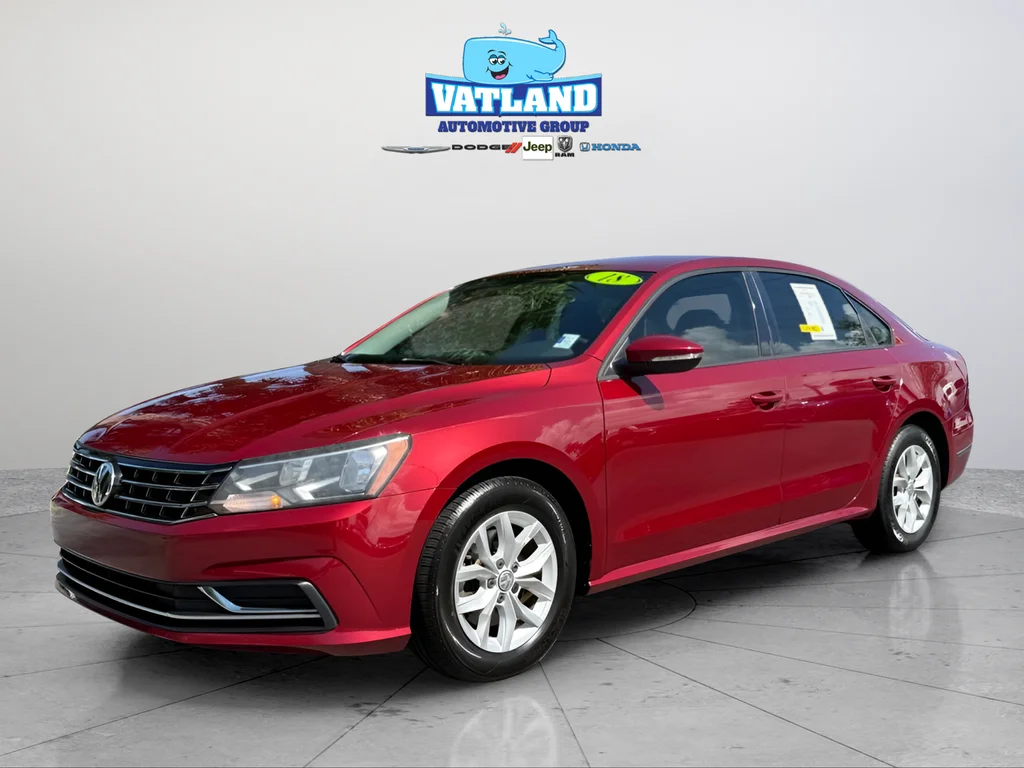 2018 Volkswagen Passat 2.0T S Auto's photo