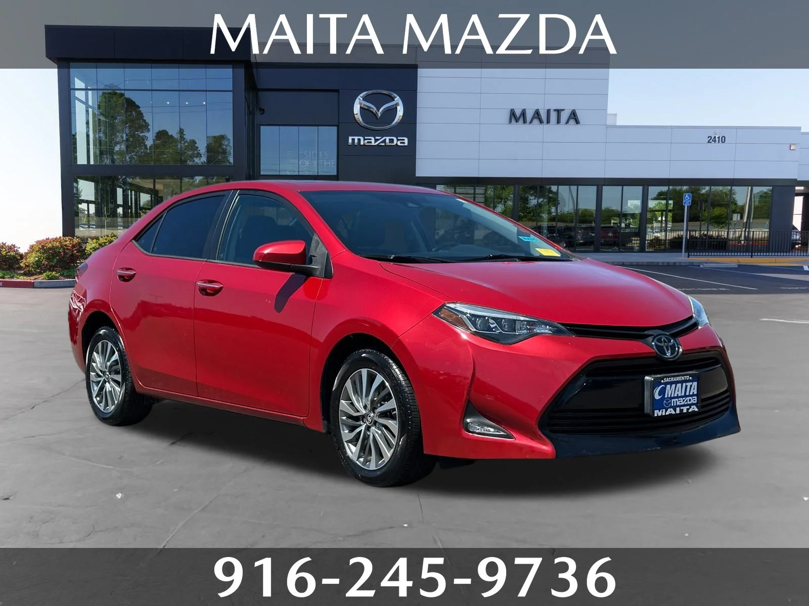 Used 2019 Barcelona Red Metallic Toyota XLE image 1