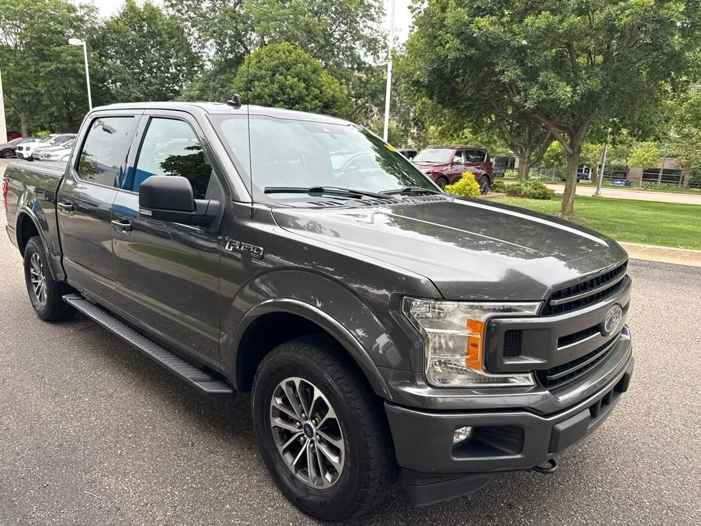 Used 2019 Gray Ford XLT image 6