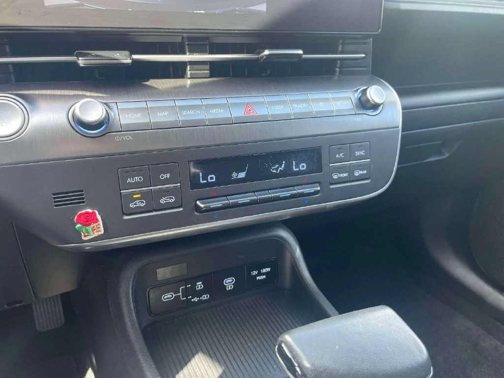Certified Used 2024 Gray Hyundai SEL image 29