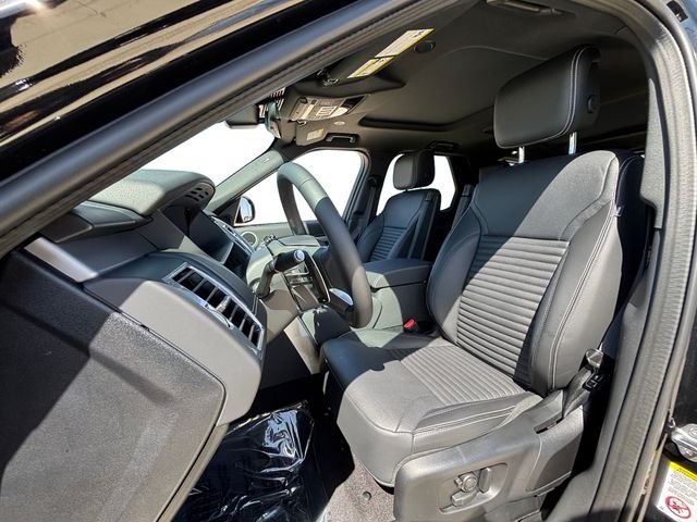 Certified Used 2025 Black Land Rover Dynamic SE image 10