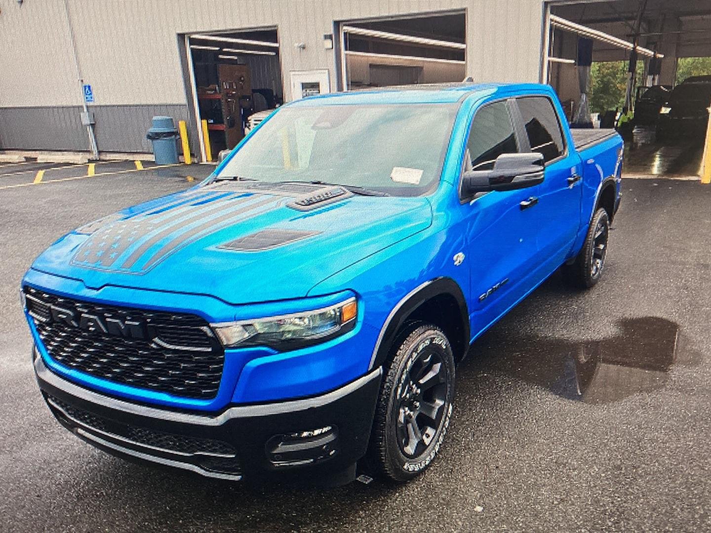 Used 2026 Hydro Blue Pearlcoat Ram Big Horn image 7