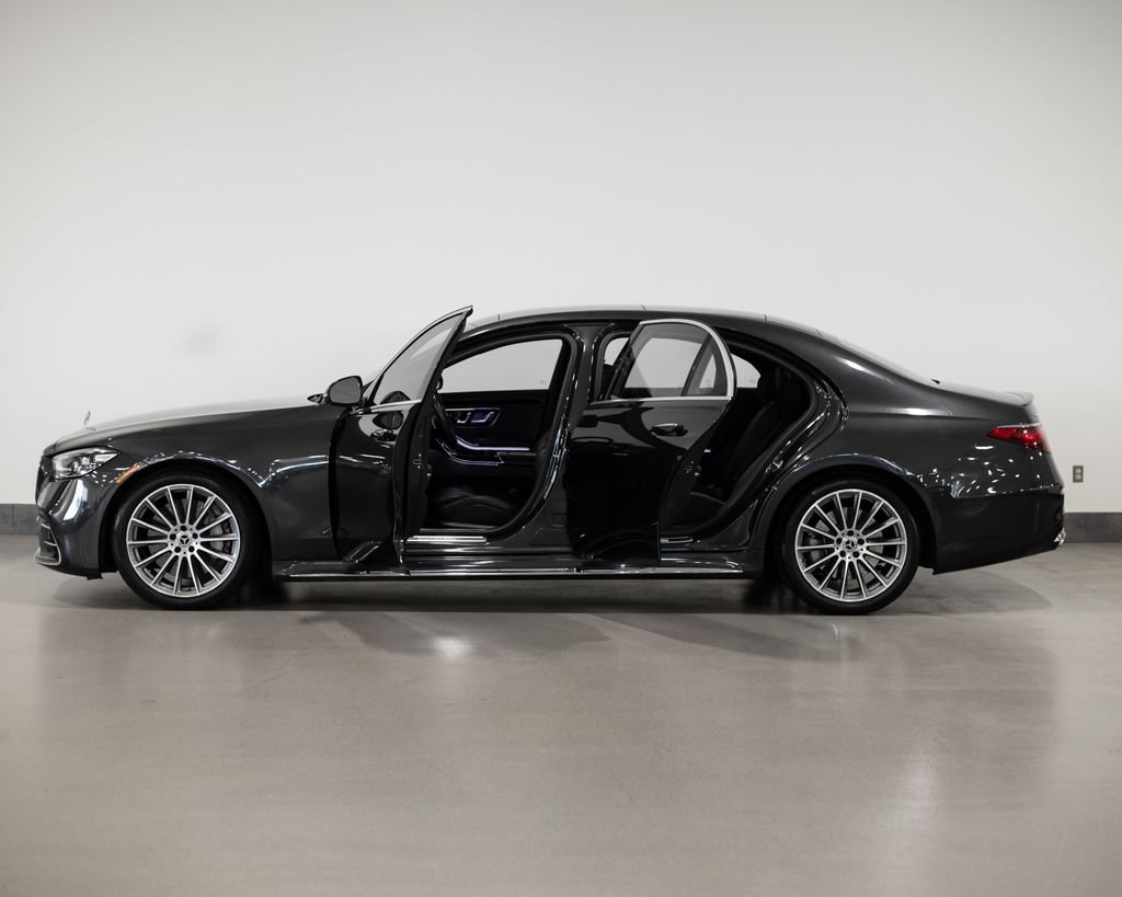 Certified Used 2021  Mercedes-Benz S 580 image 3