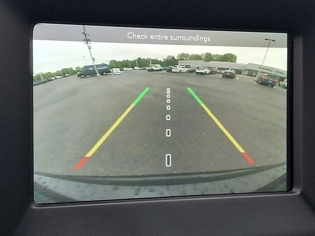 Used 2019 Black Jeep Latitude image 20