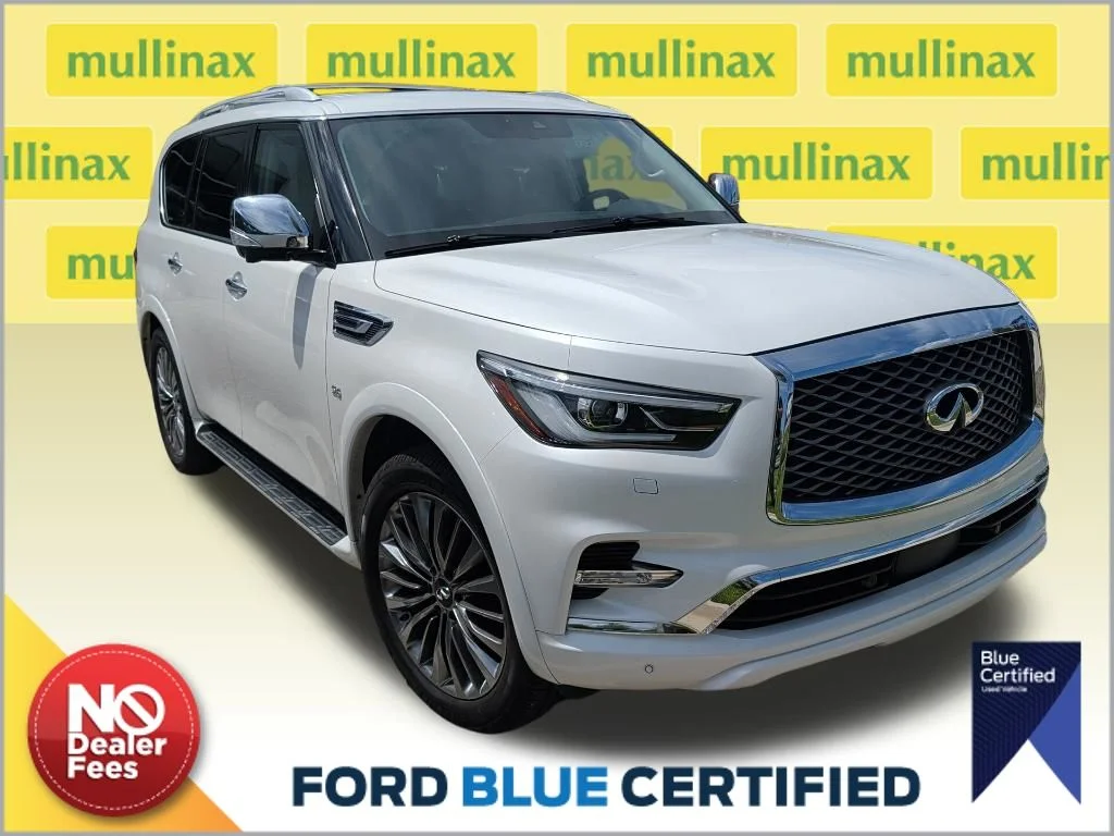 Used 2020 White INFINITI LUXE image 1