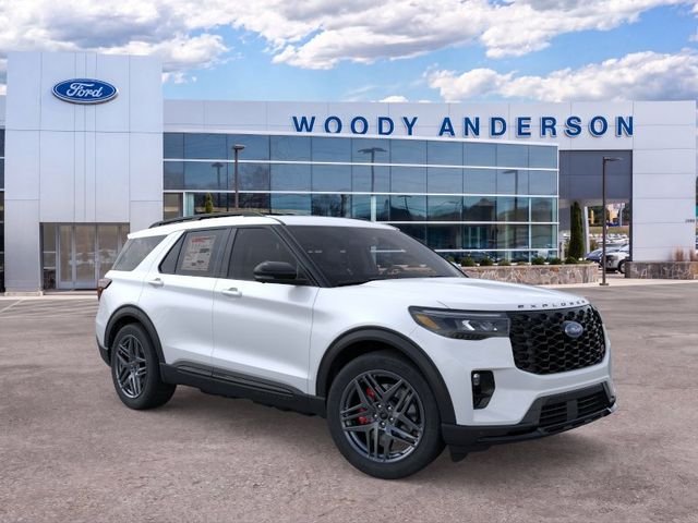 New 2026 Star White Metallic Tri-Coat Ford ST image 7