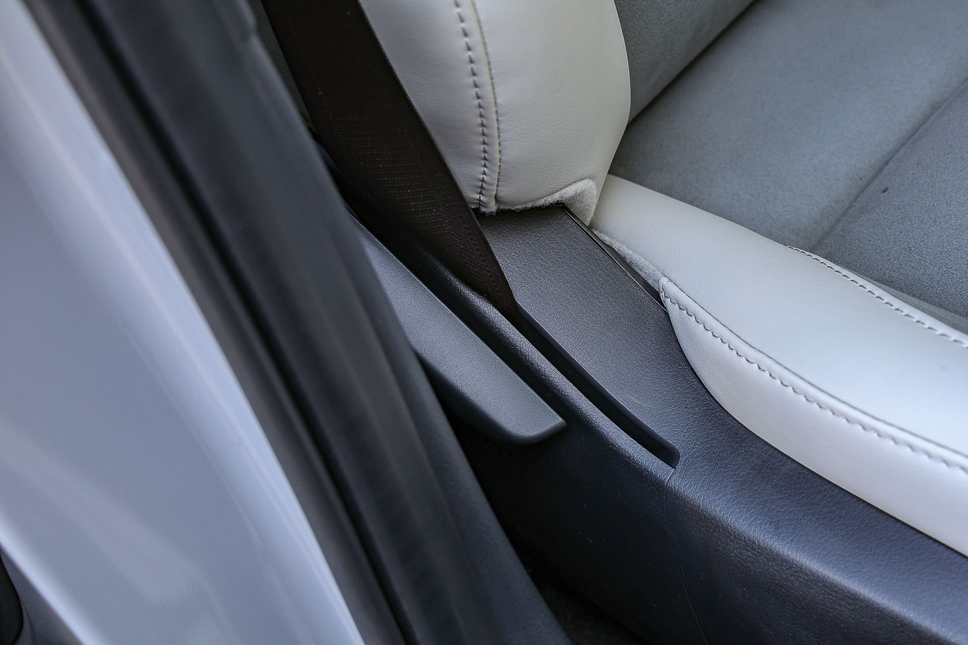 New 2026 Aero Gray Metallic Mazda 2.5 Turbo Aire Edition AWD image 31