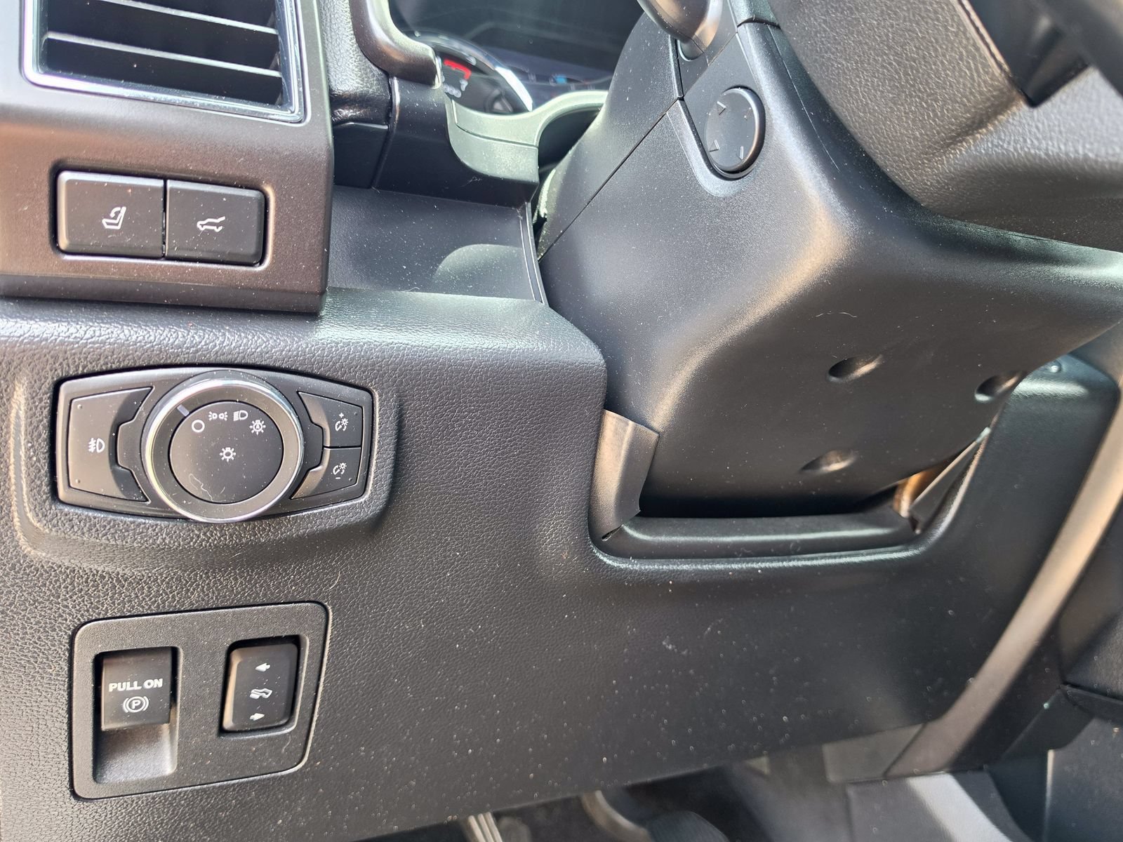 Used 2021 Black Ford Limited image 21