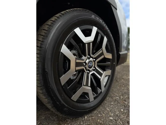 New 2026 ICE SILVER METALLIC Subaru Touring XT image 49